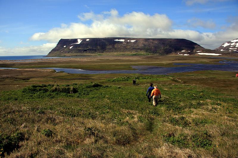 IMG_8057-e.jpg - Straumnesfjall. Stakkadalsós fremst