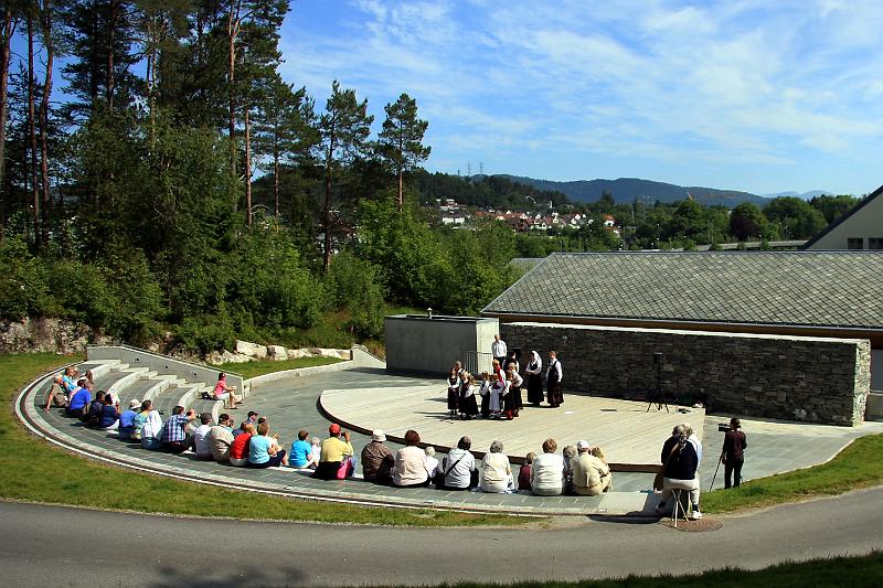 IMG_8639-e.jpg - The theatre in the Sunnmöre Museum