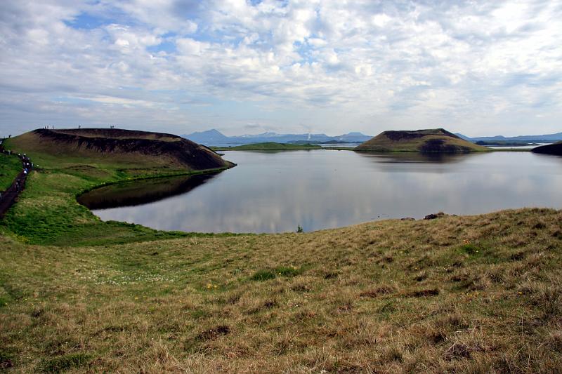 IMG_8841-ed.jpg - Lake Myvatn with pseudo-craters Skútustaðagígar
