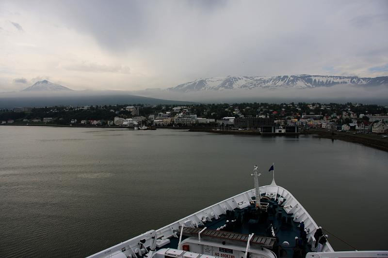 IMG_8850-e.jpg - Leaving Akureyri