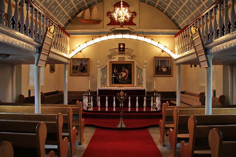 IMG_8952-e.jpg - Inside the church, Landakirkja in Vestmannaeyjar