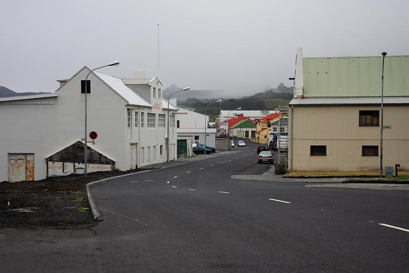 IMG_8966-e.jpg - The main street in Vestmannaeyjar