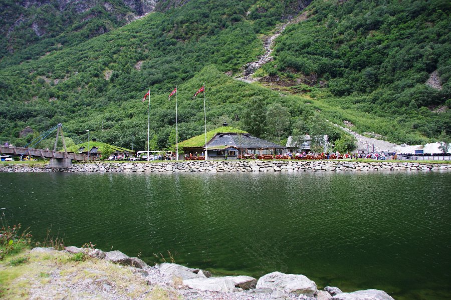 IMG_13893-e.jpg - Gudvangen