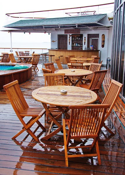 IMG_13957-e.jpg - The Wave's Bar