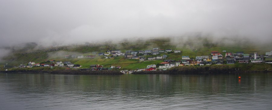 IMG_14122-e.jpg - It was a bit foggy in the Faroes