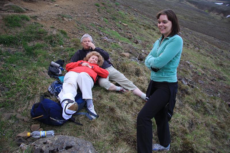 IMG_7663.JPG - ... tvær ungar stúlkur og reyndust vera björgunarsveitarkonur og þær hringdu í 112.