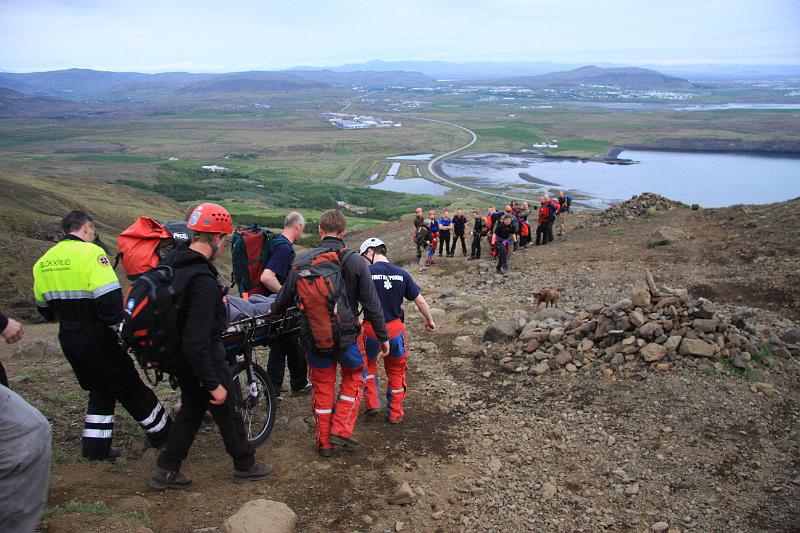 IMG_7688.JPG - ...sem biðu eftir að fá að taka þátt í aðgerðum.