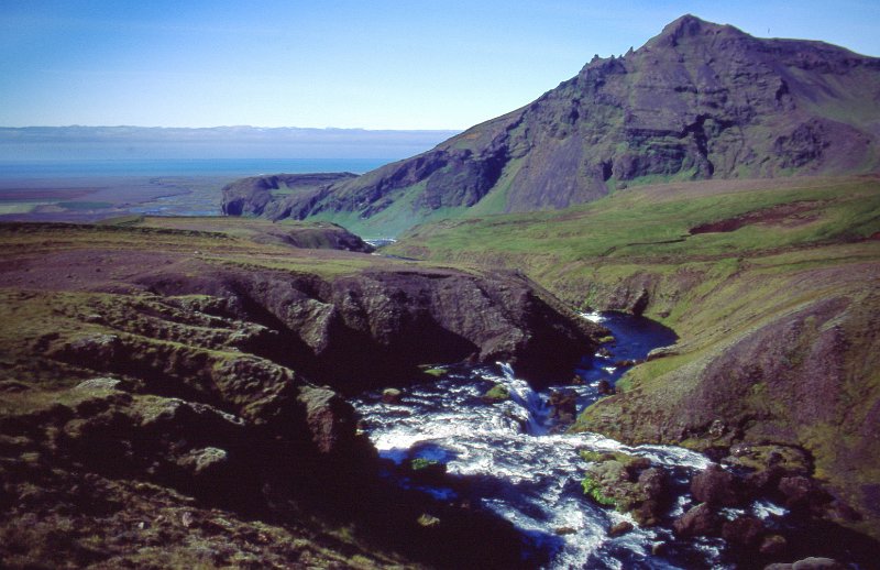 sli038-e.jpg - Skógá og Drangshlíðarfjall