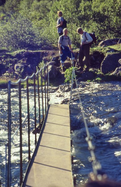 sli054-e.jpg - Brúin á Botnsá