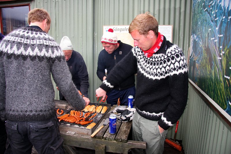 IMG_14584-e.jpg - Pulsur grillaðr í gríð og erg