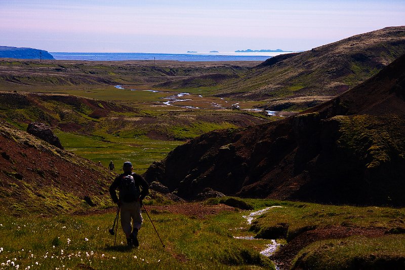_MG_1063-e.jpg - Í Miðdal - Vestmannaeyjar við sjóndeildarhring