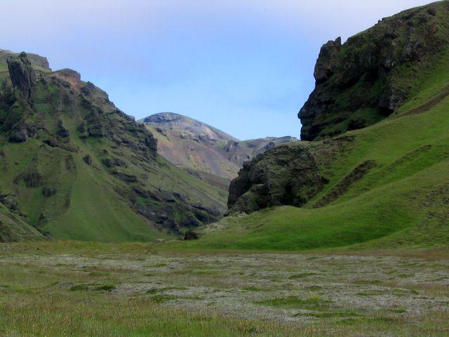 154_5422.jpg - Þarna hefur þokunni létt inn til fjalla þó hún væri áfram með ströndinni