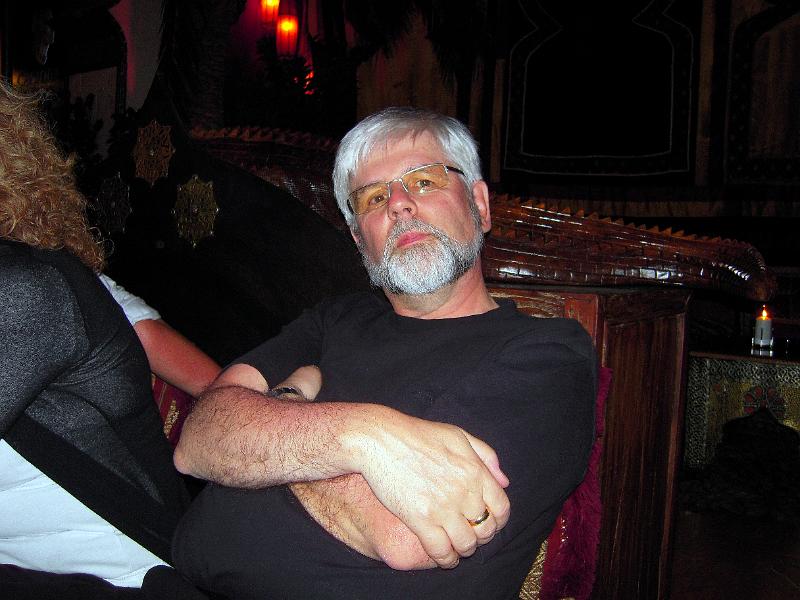 105-e.jpg - Sá gamli kominn inn á barinn