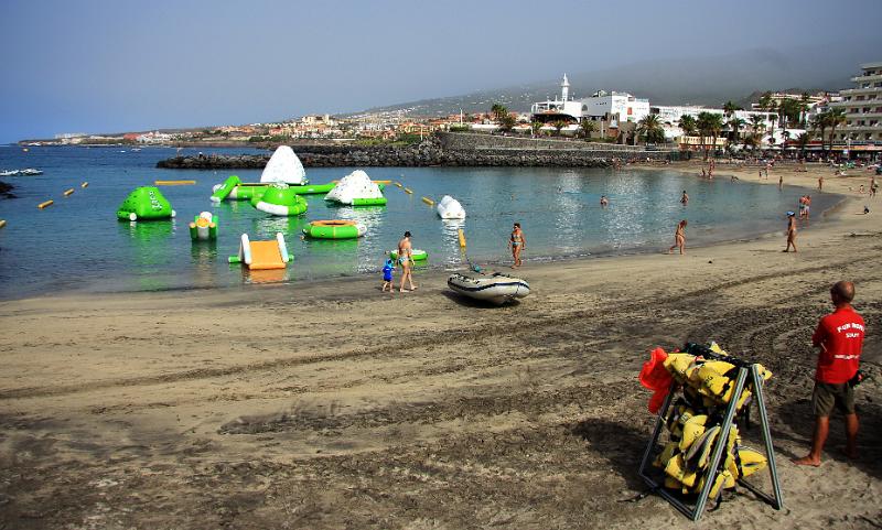 IMG_11011-e.jpg - Flottar svartar strendur þarna, enda eldfjallaaska algeng rétt eins og á Íslandi