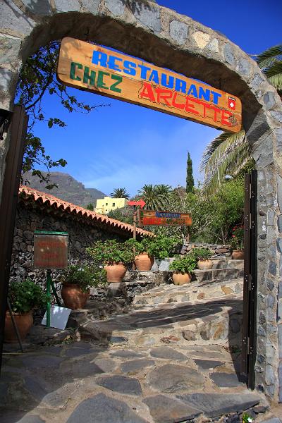 IMG_11048-e.jpg - Annar veitingastaður í þessum litla bæ