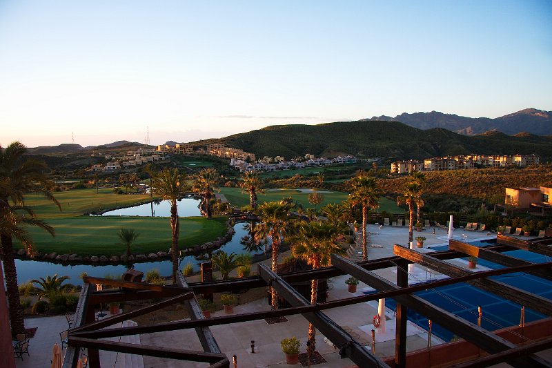 _MG_0519-e.jpg - Útsýnið yfir seinni 9 holurnar úr hótelglugganum okkar