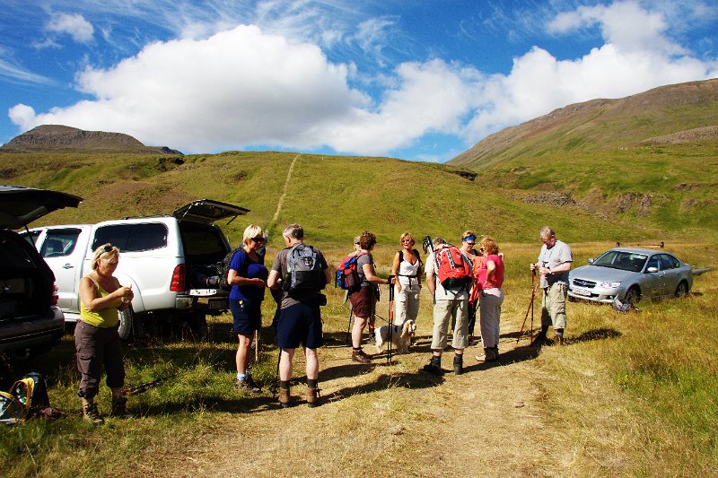 IMG_13580-e.jpg - Komið að Gröf þar sem ganga byrjar