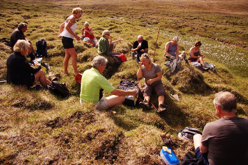 IMG_13653-e.jpg - Áð undir Grundarhlassi