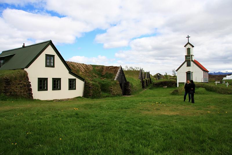 IMG_7742-e.jpg - Fyrsti viðkomustaður í Vorferðinni 2009 var hjá Landgræðslunni í Gunnarsholti, en þar tók ég engar myndir. Keldur á Rangárvöllum var næsti viðkomustaður. Á Keldum er elsta hús landinu, að stofni til frá 17. öld