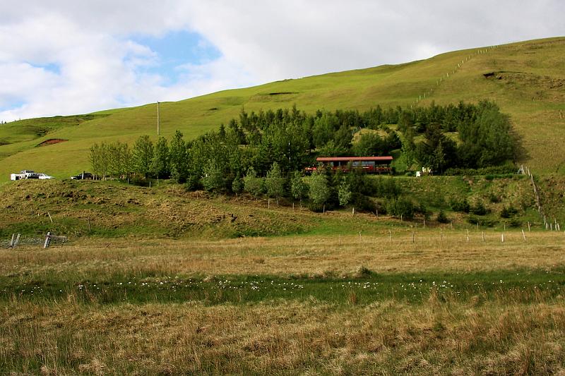 IMG_7789-e.jpg - Litla-Nika. Þar beið okkar stórveisla í boði Gunnars Kjartanssonar og frú Ágústu