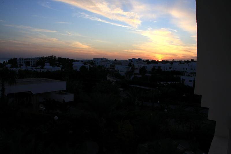 IMG_0486-e.jpg - Sólarlagið í Túnis séð úr hótelherberginu