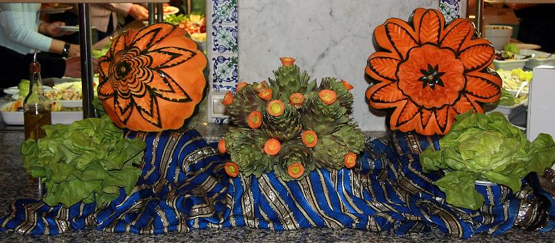 IMG_0515-e.jpg - Kvöldverðarborðið var smekklega skreytt