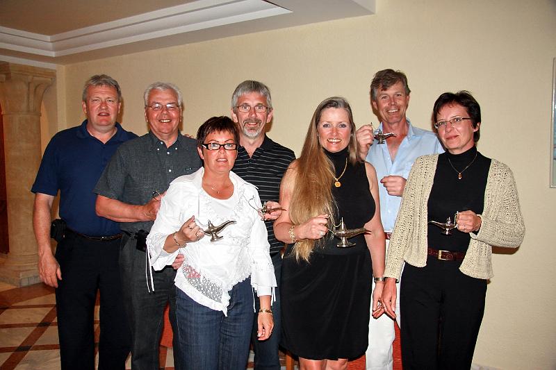 IMG_0543-e.jpg - Allir verðlaunahafar í golfmóti FB í Túnis í marsferðinni 2008